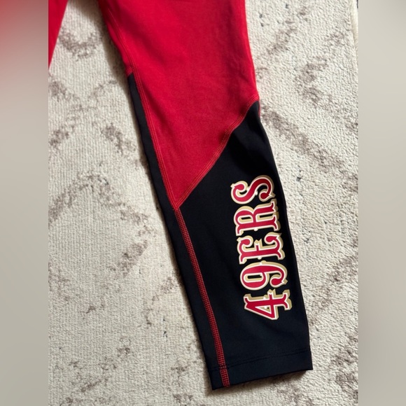 Women’s Nike Dri Fit San Francisco 49rs Leggings. NWT. Size Small Sold out $Firm - Picture 9 of 11